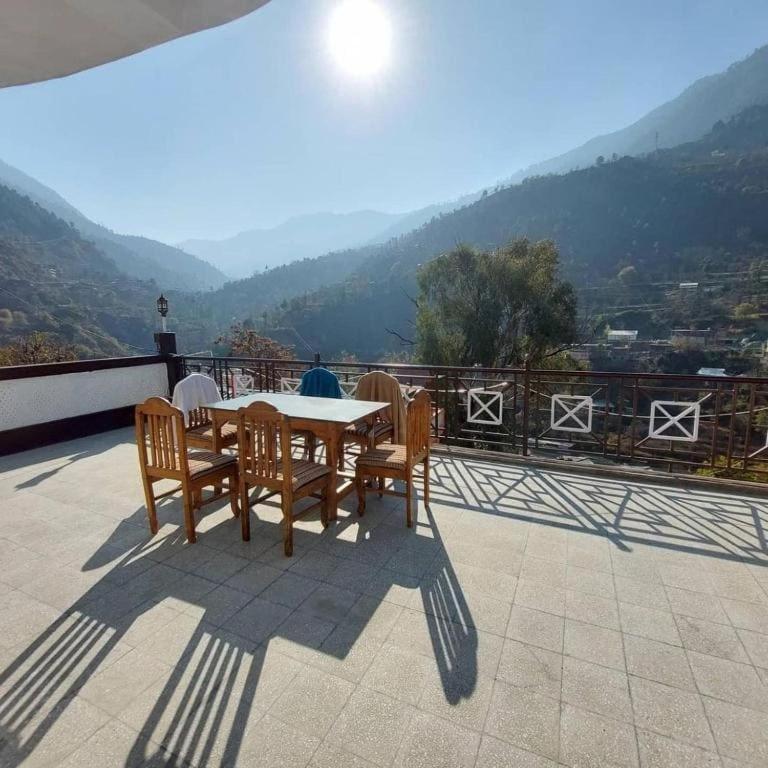 Hotel O Home Tirthan Crest Hostel & Homestay In Jibbi Banjār Extérieur photo